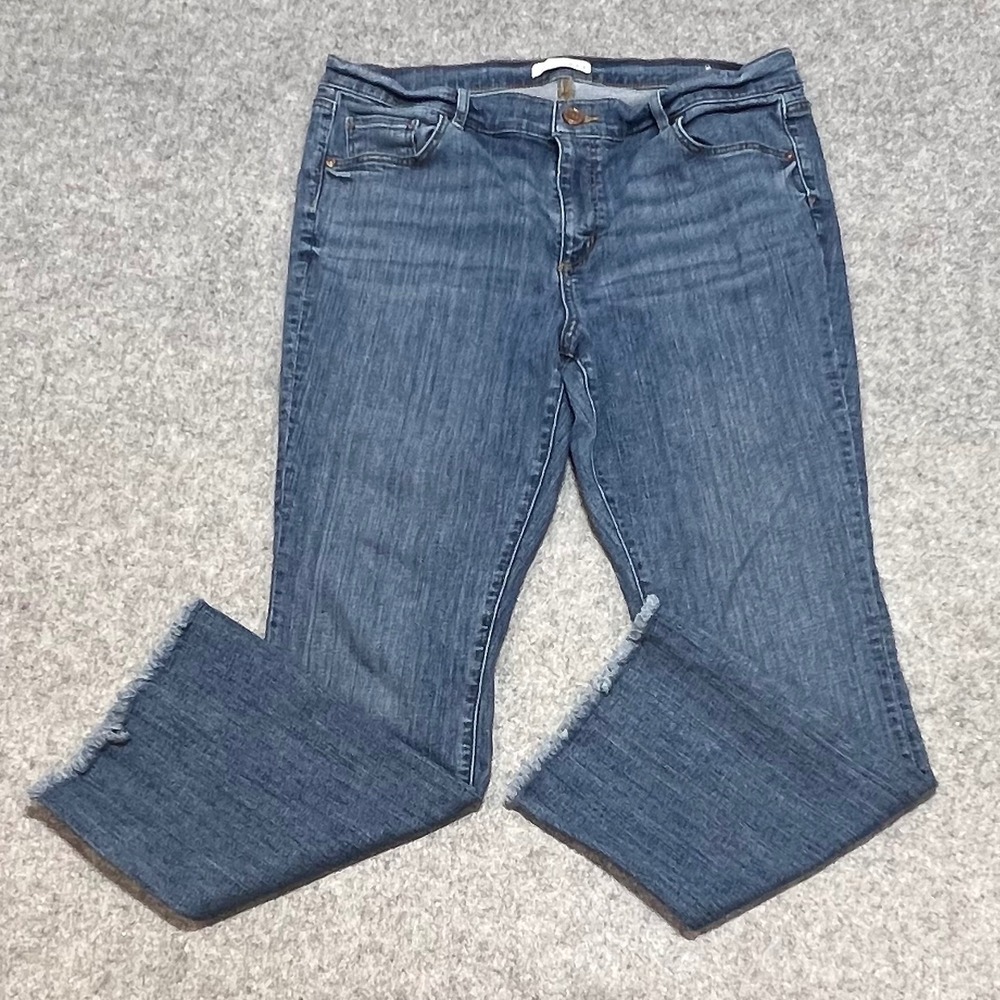 LOFT Modern Bootcut Jeans Medium Wash Raw Hem Womens 32/14P Blue Denim